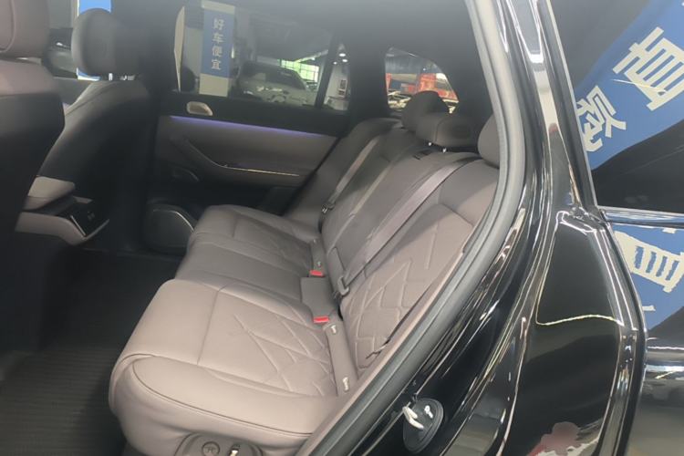Used Nio ES7 2022 75 kWh Left Rear Seat
