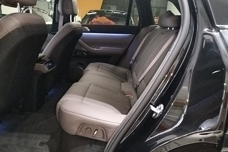 Used Nio ES7 2022 75 kWh Left Rear Seat