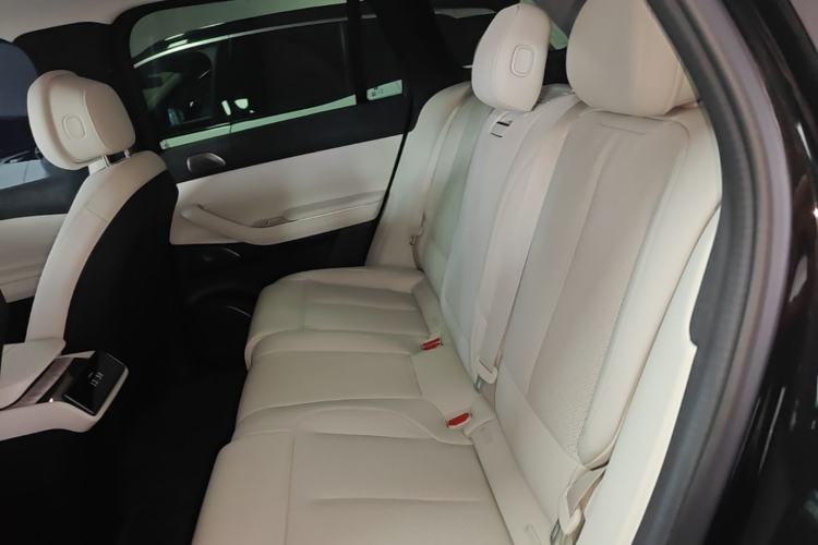 Used Nio ES7 2022 100 kWh Left Rear Seat