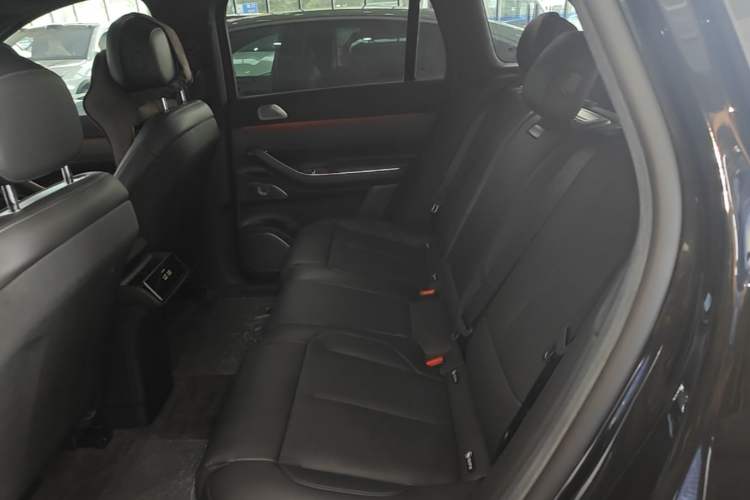 Used Nio ES7 2022 100 kWh Left Rear Seat