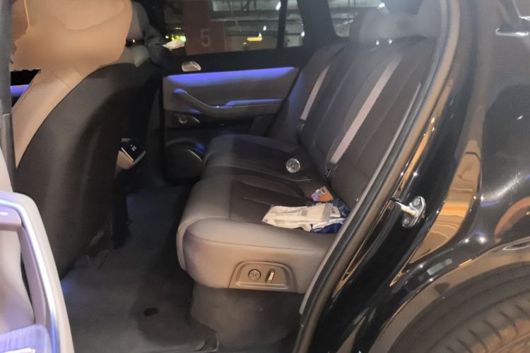 Used Nio ES7 2022 75 kWh Left Rear Seat