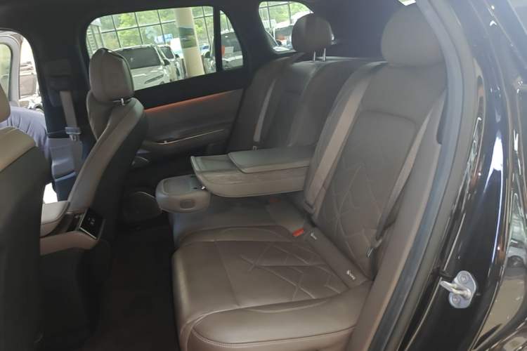 Used Nio ES7 2022 100kWh First Edition Left Rear Seat