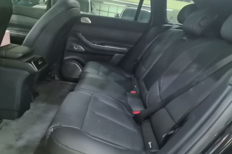 Used Nio ES7 2022 75 kWh Left Rear Seat