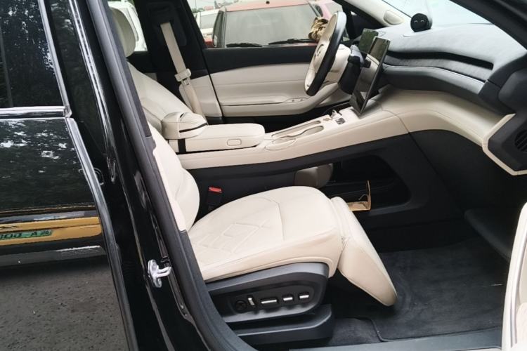 Used Nio ES7 2022 100kWh First Edition Right Front Seat