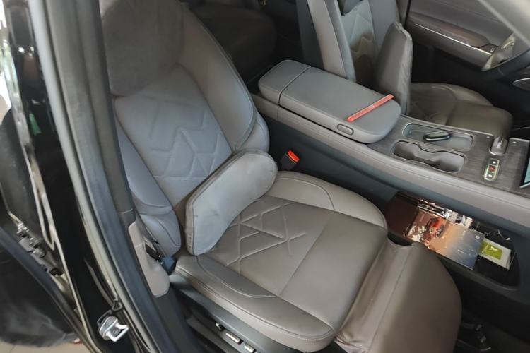 Used Nio ES7 2022 100kWh First Edition Right Front Seat