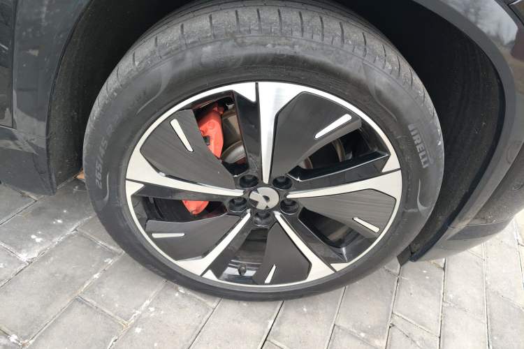 Used Nio ES7 2022 100kWh First Edition Right Front Wheel Hub