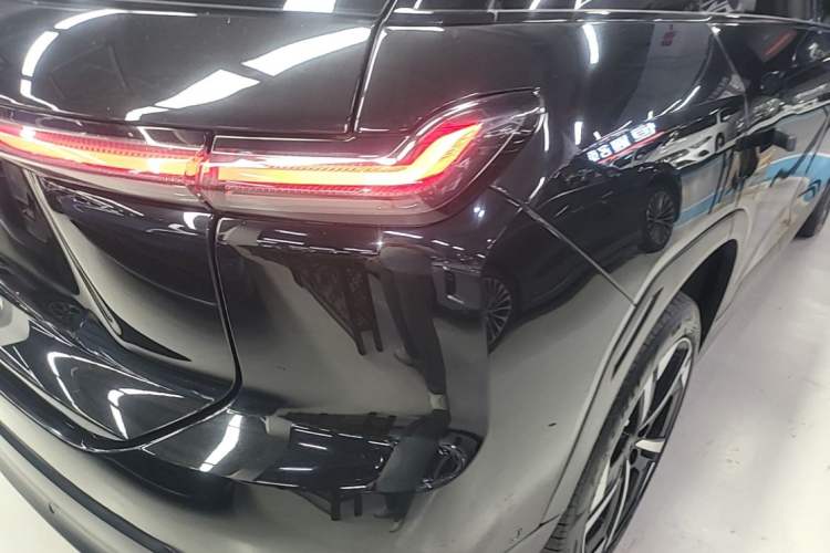 Used Nio ES7 2022 100kWh First Edition Right Rear Taillight