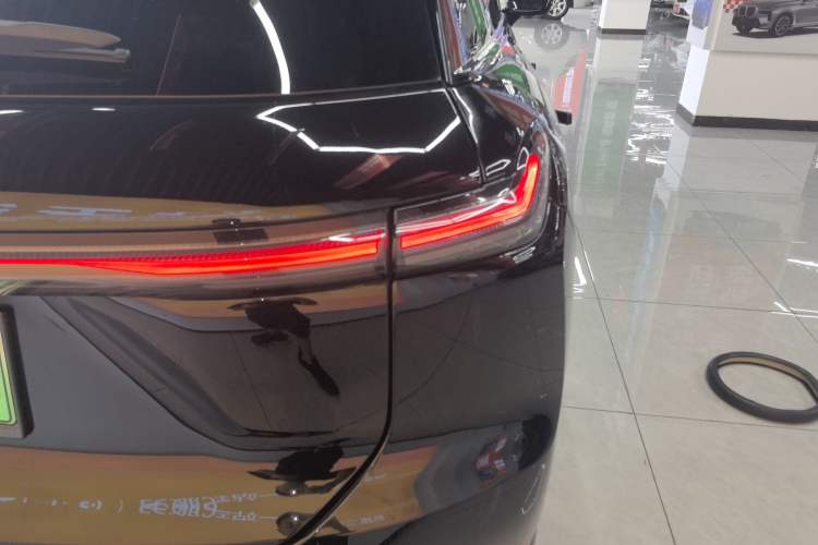 Used Nio ES7 2022 100kWh First Edition Right Rear Taillight