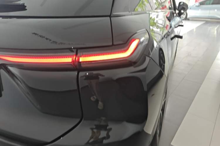 Used Nio ES7 2022 100kWh First Edition Right Rear Taillight