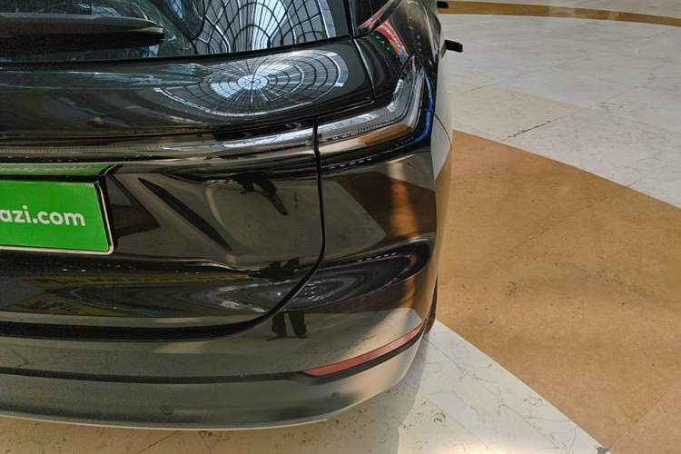 Used Nio ES7 2022 100kWh First Edition Right Rear Taillight