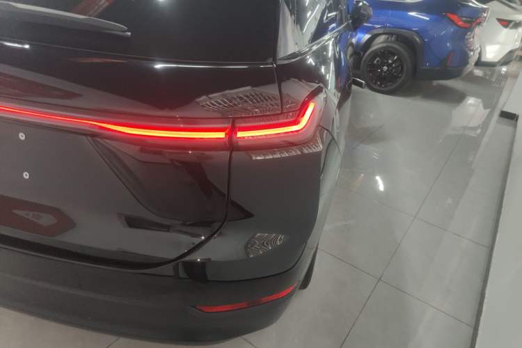 Used Nio ES7 2022 100kWh First Edition Right Rear Taillight