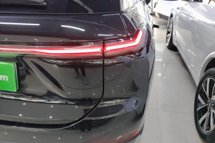 Used Nio ES7 2022 100kWh First Edition Right Rear Taillight