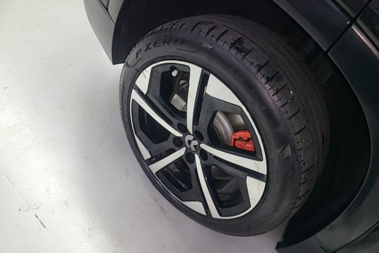 Used Nio ES7 2022 100kWh First Edition Right Rear Wheel Hub
