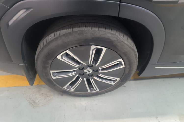 Used Nio ES7 2022 75 kWh Right Rear Wheel Hub