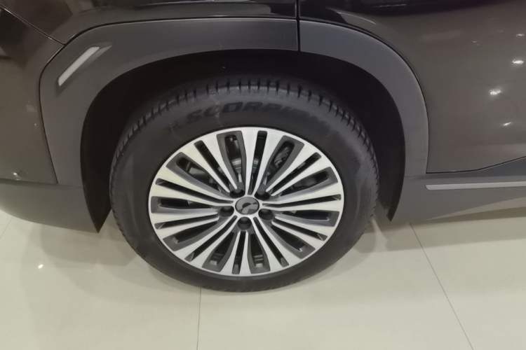 Used Nio ES7 2022 75 kWh Right Rear Wheel Hub