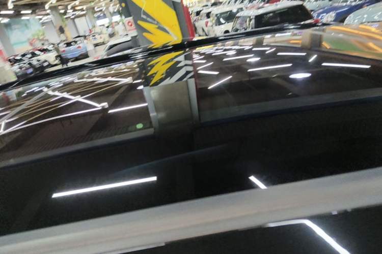 Used Nio ES7 2022 75 kWh Roof