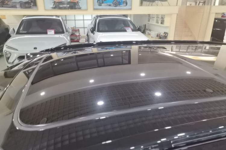 Used Nio ES7 2022 75 kWh Roof