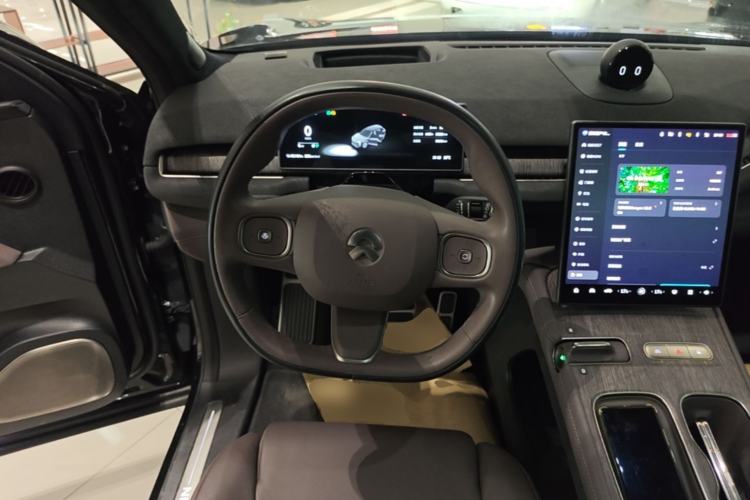 Used Nio ES7 2022 100kWh First Edition Steering Wheel