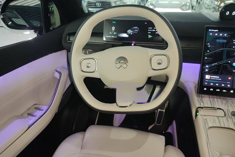 Used Nio ES7 2022 75 kWh Steering Wheel