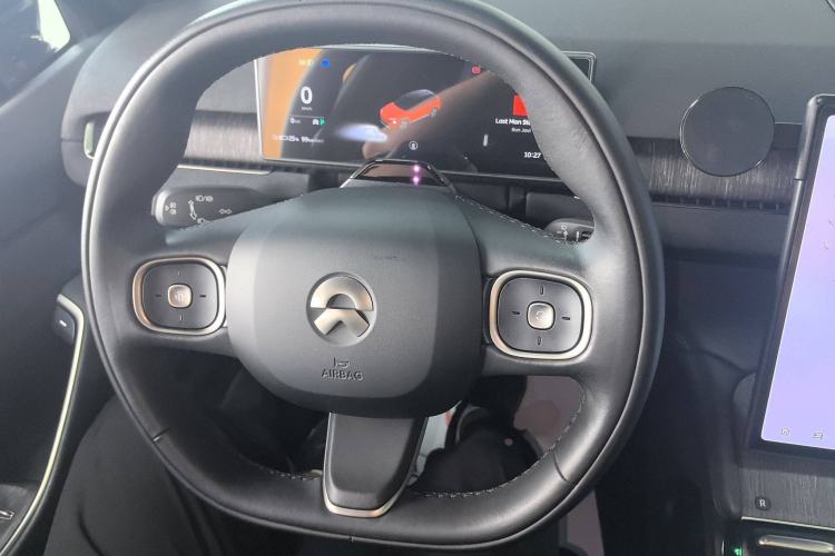 Used Nio ES7 2022 100kWh First Edition Steering Wheel