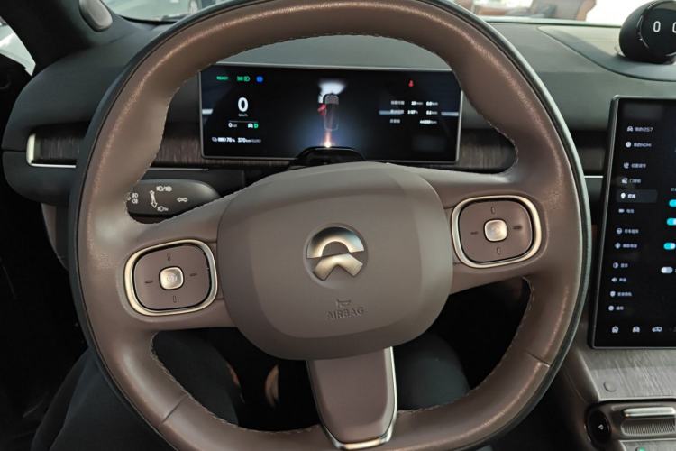 Used Nio ES7 2022 75 kWh Steering Wheel