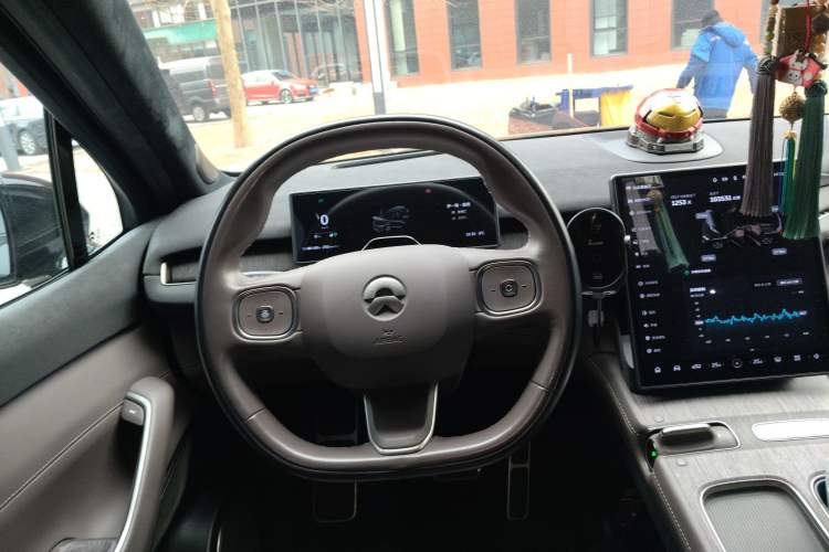 Used Nio ES7 2022 100kWh First Edition Steering Wheel