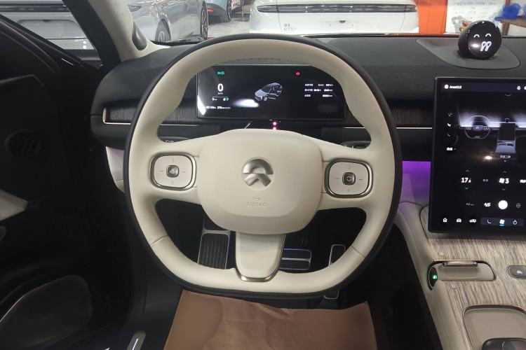 Used Nio ES7 2022 75 kWh Steering Wheel
