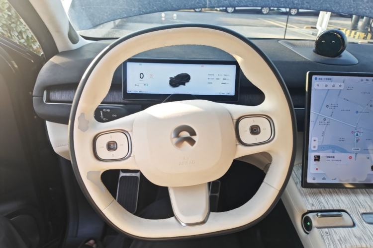 Used Nio ES7 2022 100 kWh Steering Wheel