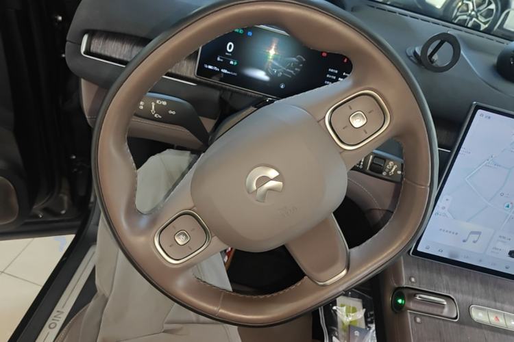 Used Nio ES7 2022 100kWh First Edition Steering Wheel