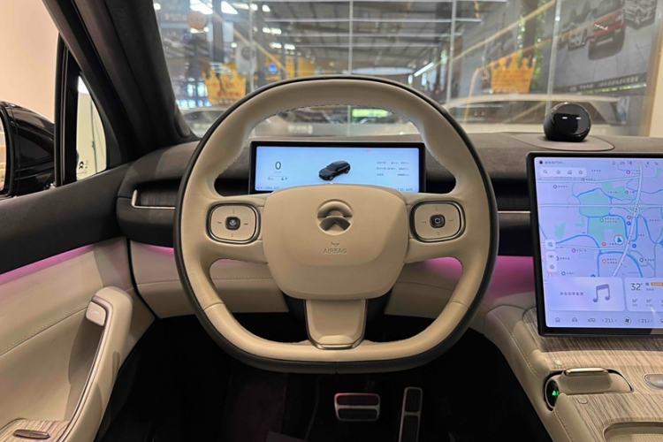 Used Nio ES7 2022 75 kWh Steering Wheel