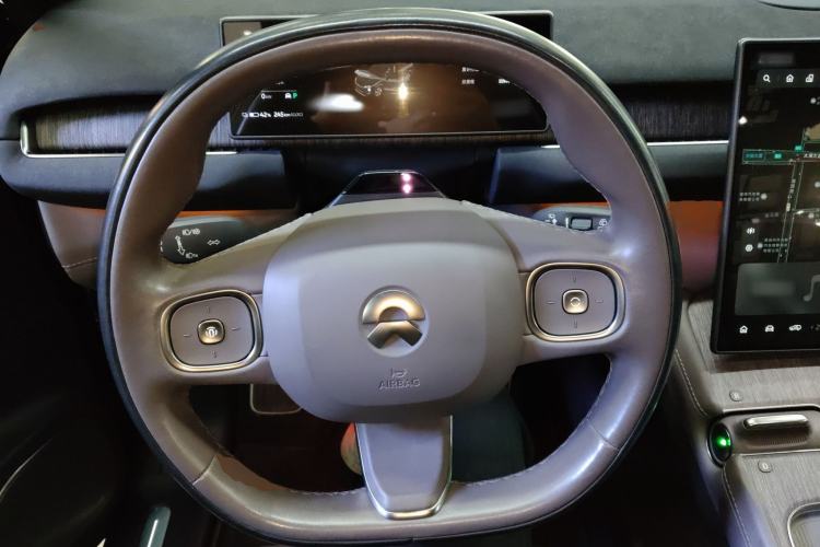 Used Nio ES7 2022 100kWh First Edition Steering Wheel