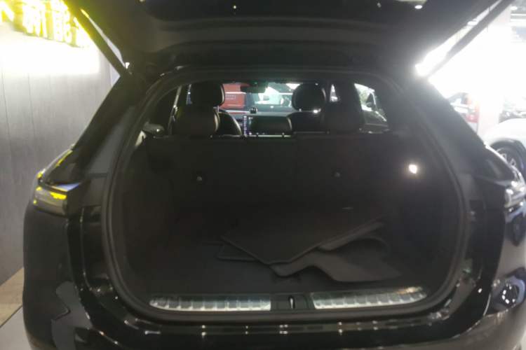 Used Nio ES7 2022 75 kWh Trunk