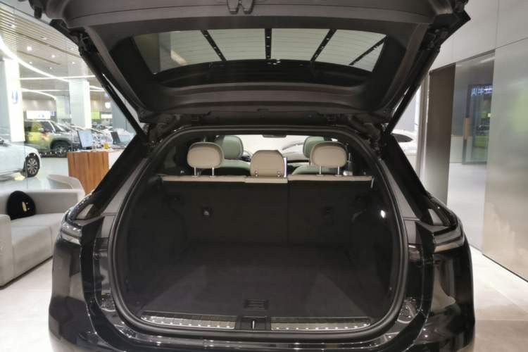 Used Nio ES7 2022 100kWh First Edition Trunk