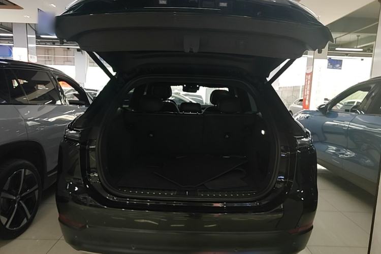 Used Nio ES7 2022 75 kWh Trunk