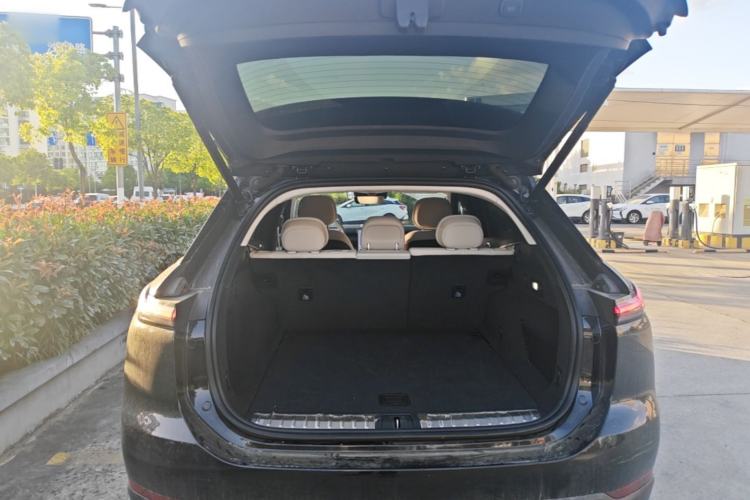Used Nio ES7 2022 100 kWh Trunk