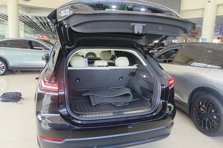 Used Nio ES7 2022 75 kWh Trunk