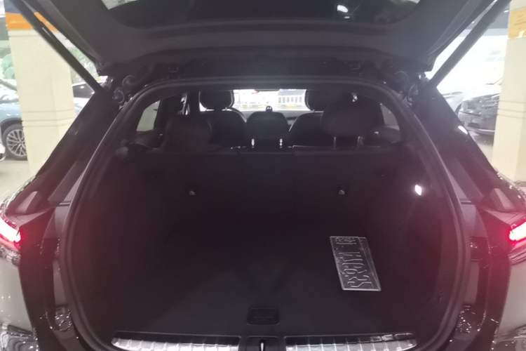 Used Nio ES7 2022 75 kWh Trunk