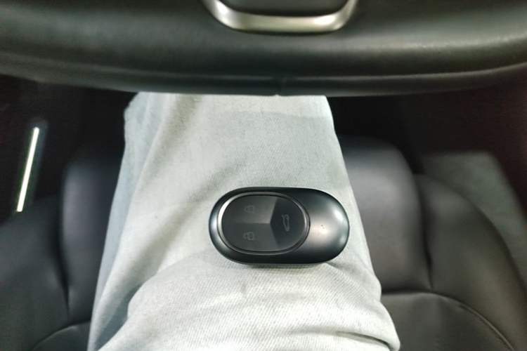 Used Nio ES7 2022 75 kWh Vehicle Key