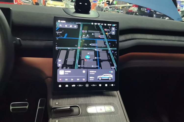 Used Nio ES7 2022 100kWh First Edition Audio And AC Panel