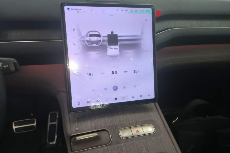 Used Nio ES7 2022 75 kWh Audio And AC Panel