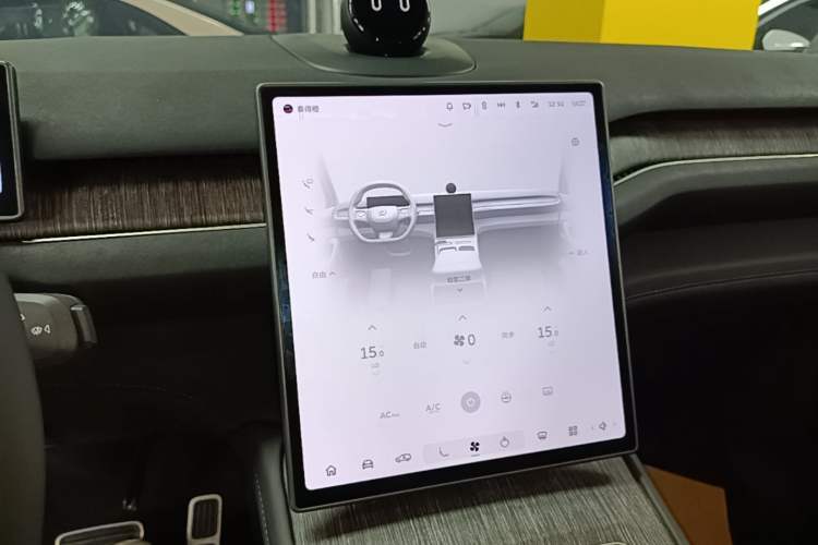 Used Nio ES7 2022 100kWh First Edition Audio And AC Panel