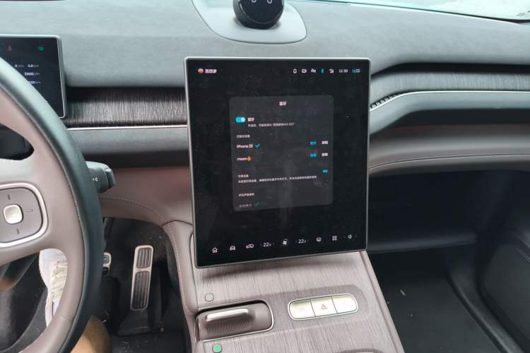 Used Nio ES7 2022 75 kWh Audio And AC Panel