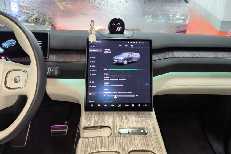 Used Nio ES7 2022 75 kWh Audio And AC Panel