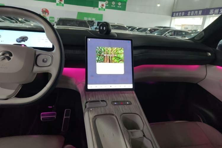 Used Nio ES7 2022 75 kWh Audio And AC Panel