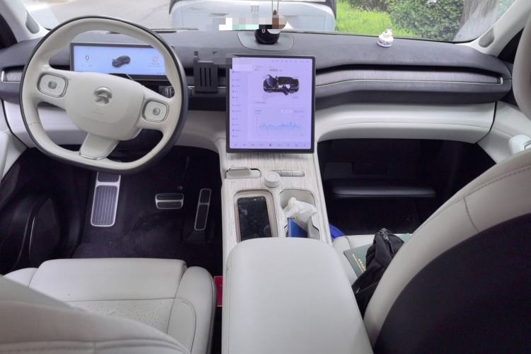 Used Nio ES7 2022 100kWh First Edition Center Console
