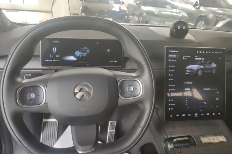 Used Nio ES7 2022 75 kWh Center Console