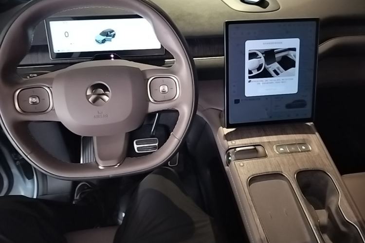 Used Nio ES7 2022 100kWh First Edition Center Console