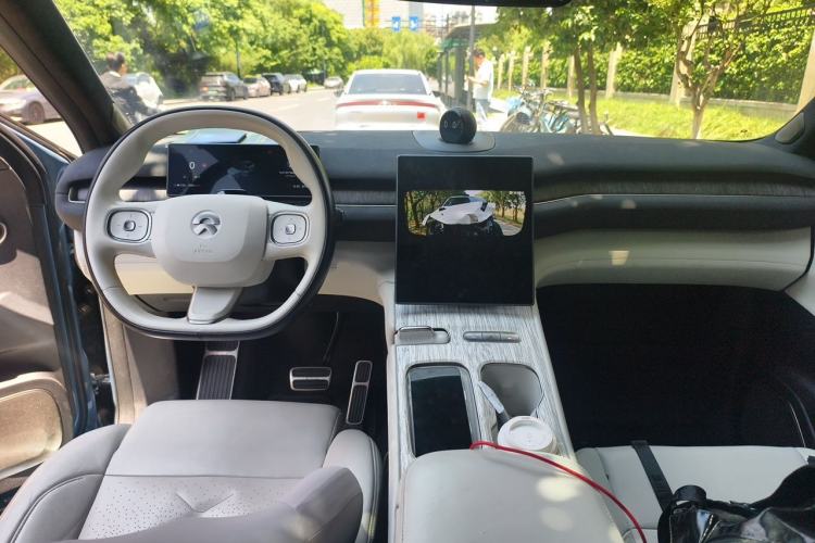 Used Nio ES7 2022 100kWh First Edition Center Console