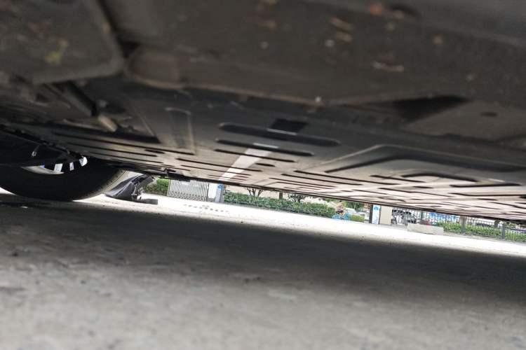 Used Nio ES7 2022 75 kWh Chassis Front Left