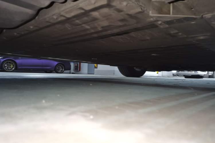 Used Nio ES7 2022 100 kWh Chassis Rear Right